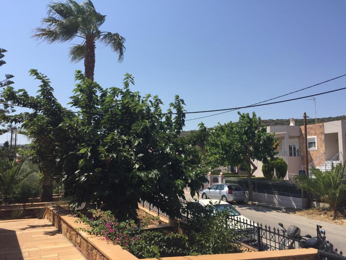 Toulipa Rooms Agia Ermioni Bagian luar foto