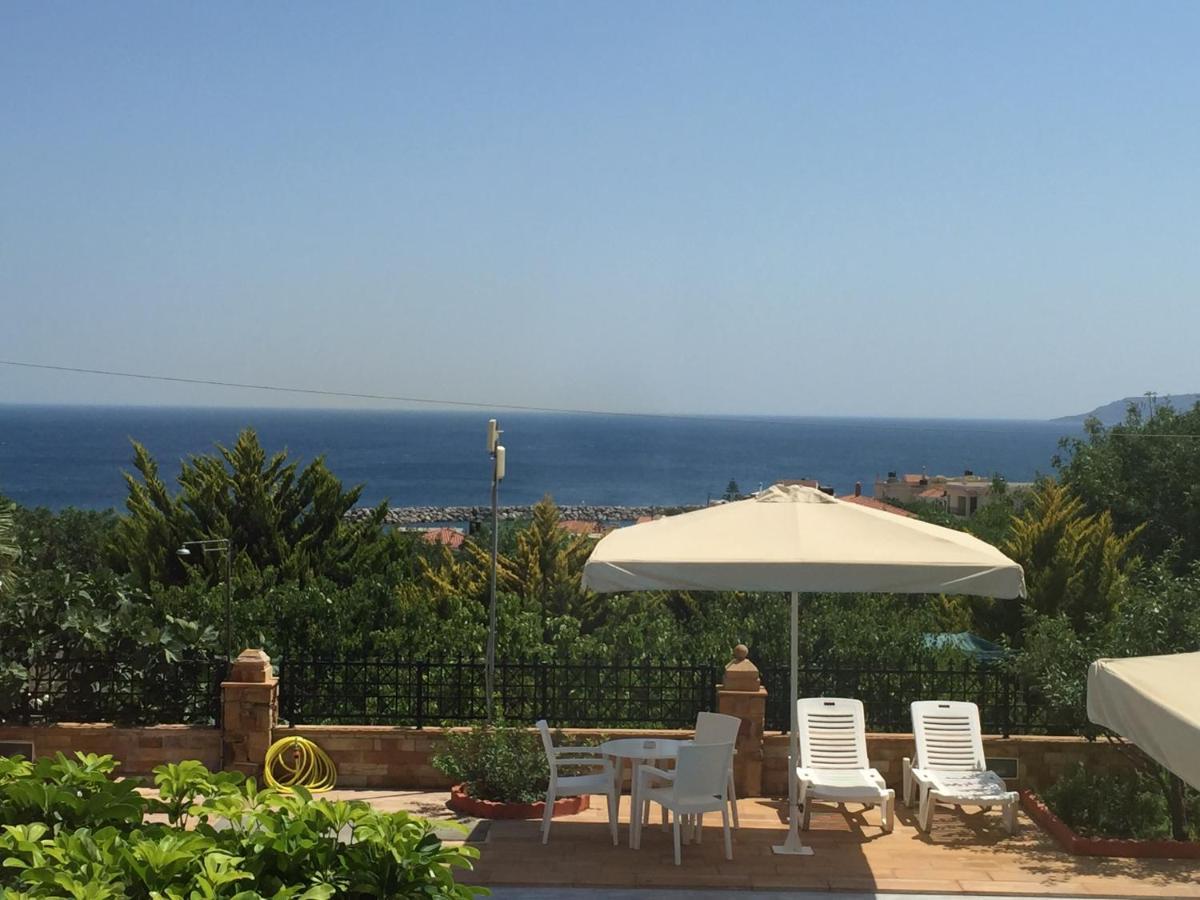 Toulipa Rooms Agia Ermioni Bagian luar foto