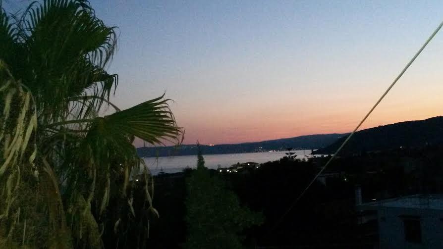 Toulipa Rooms Agia Ermioni Bagian luar foto