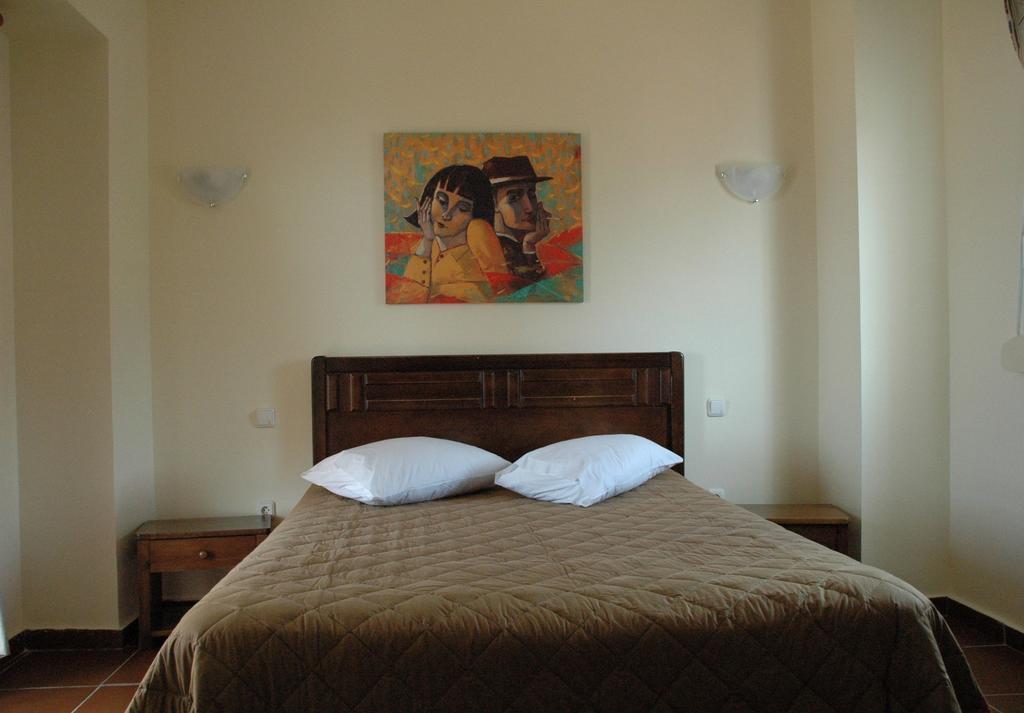 Toulipa Rooms Agia Ermioni Bagian luar foto